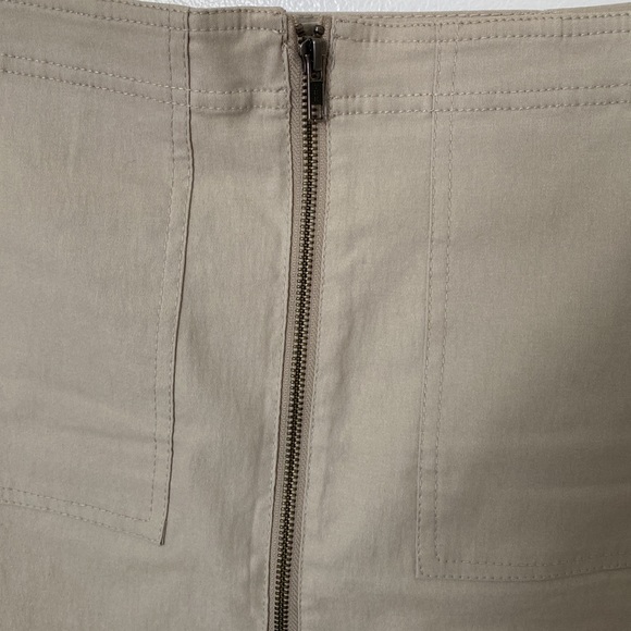 Canvas skirt with zipper - Picture 3 of 3